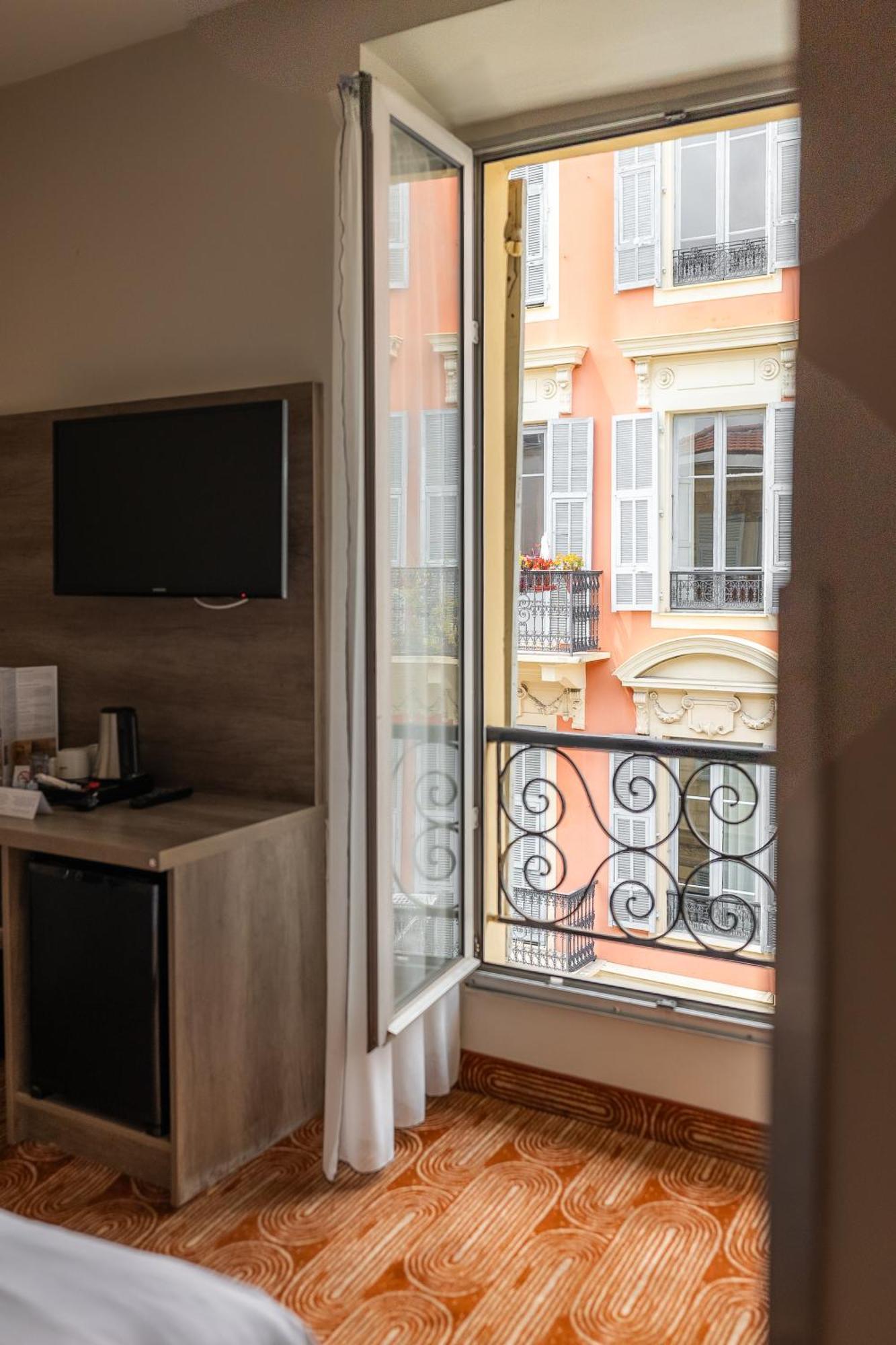 Classique Room,1600212965:JPEG